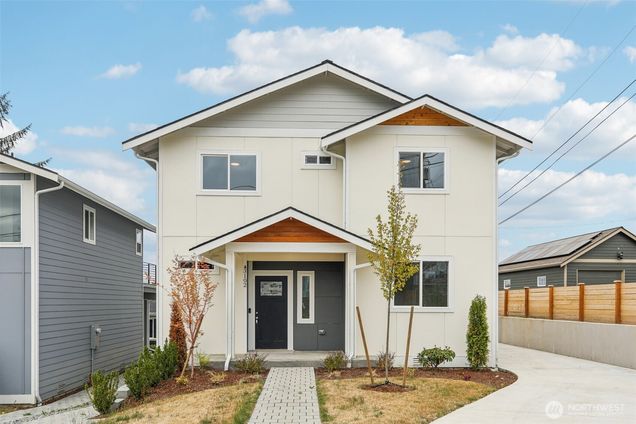 3102 44th Avenue NE Tacoma, WA House Active - Photo 1 of 39. Opens carousel modal