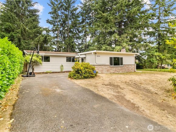 10818 108th Street SW Lakewood, WA House Active - Photo 1 of 36. Opens carousel modal
