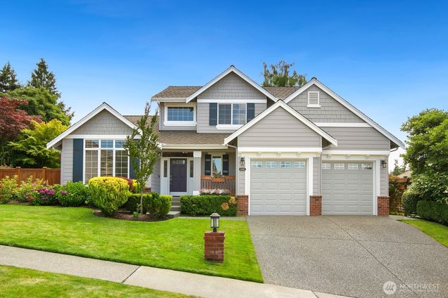 2808 202nd St Se