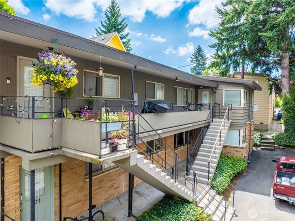 6515 5th Avenue NE Seattle, WA Multifamily Active - Photo 1 of 13. Opens carousel modal