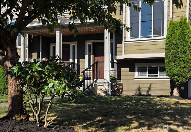9411 18th Avenue W Unit B
