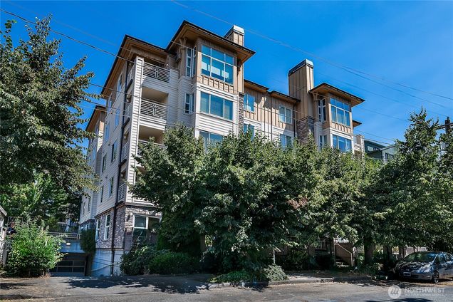 1762 NW 57th Street Unit 201