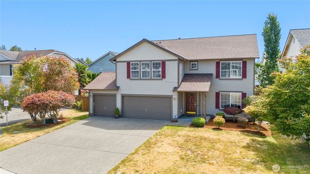 4910 139th Place SE Snohomish, WA House Active - Photo 1 of 37. Opens carousel modal
