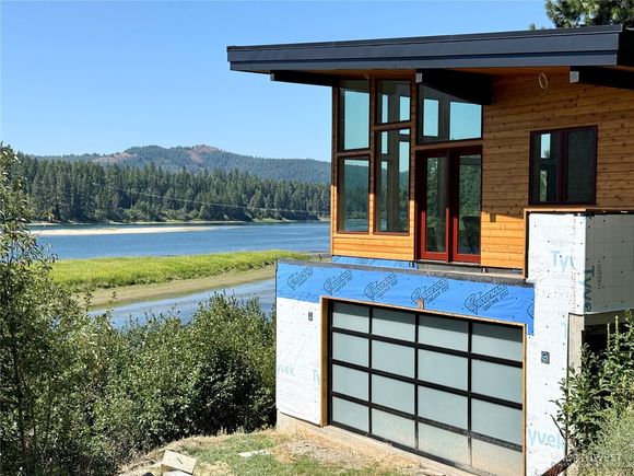 300 Cedar Lane Newport, WA House Active - Photo 1 of 40. Opens carousel modal