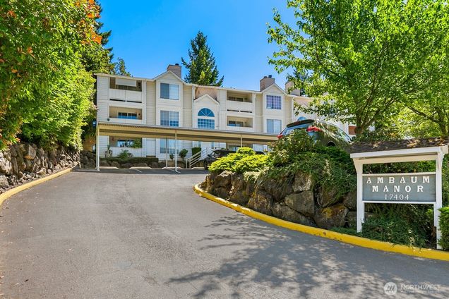 17404 Ambaum Boulevard S Unit 202