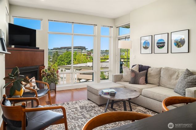 211 Kirkland Avenue Unit 504