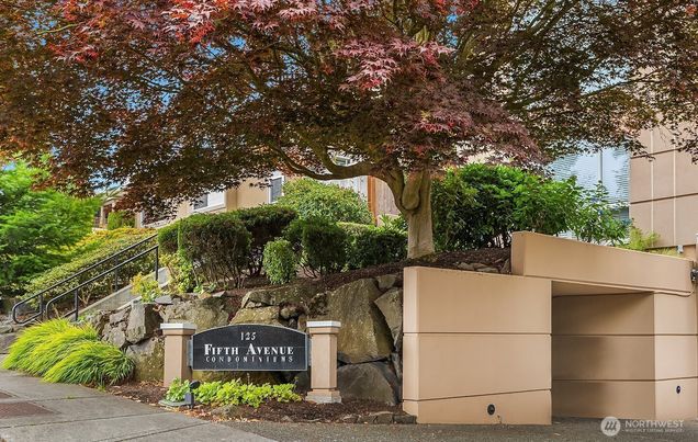 125 5th Avenue S Unit 101