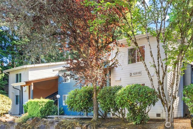 12616 NE 119th Street Unit D7 Kirkland, WA Condo Active - Photo 1 of 24. Opens carousel modal
