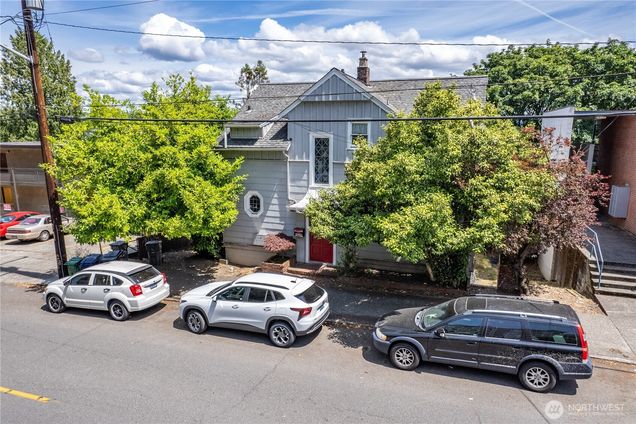 4710 22nd Avenue NE Seattle, WA Multifamily Active - Photo 1 of 19. Opens carousel modal