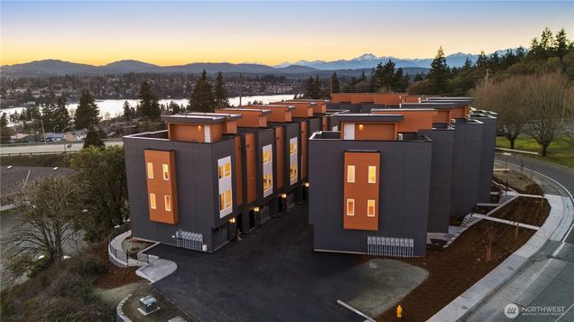 2781 Clare Avenue Unit 5