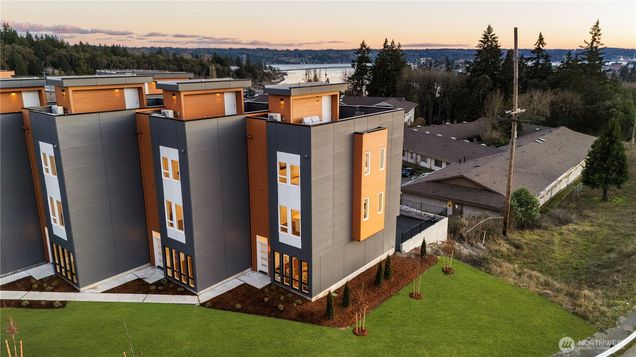 2801 Clare Avenue Unit 9