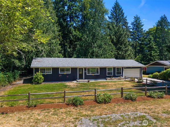 14804 206th Avenue SE Renton, WA House Active - Photo 1 of 29. Opens carousel modal