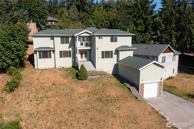 4136 Malachite Drive