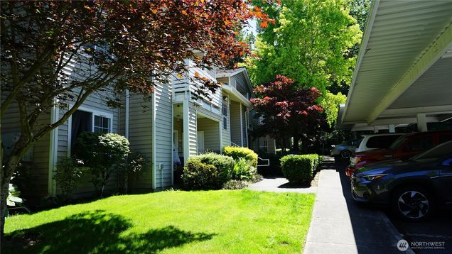 801 Rainier Avenue N Unit B311