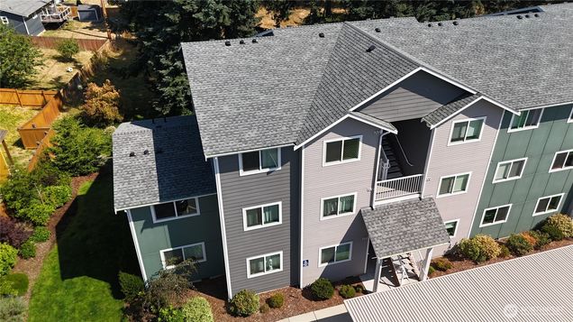 1621 SW Mulberry Place Unit D201 Oak Harbor, WA Condo Active - Photo 1 of 7. Opens carousel modal