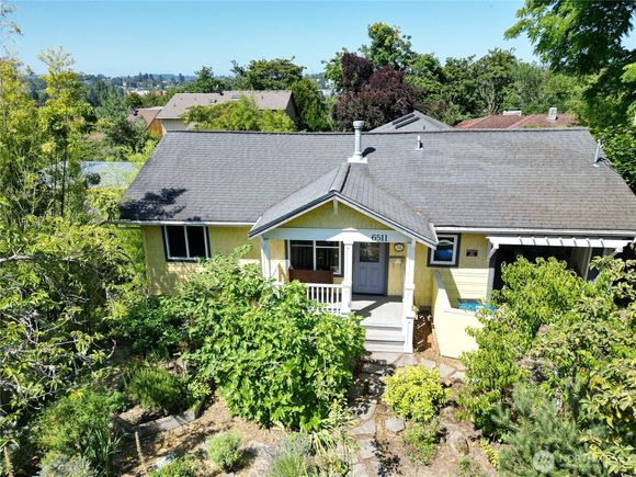 6511 51st Avenue S Seattle, WA House Active - Photo 1 of 26. Opens carousel modal