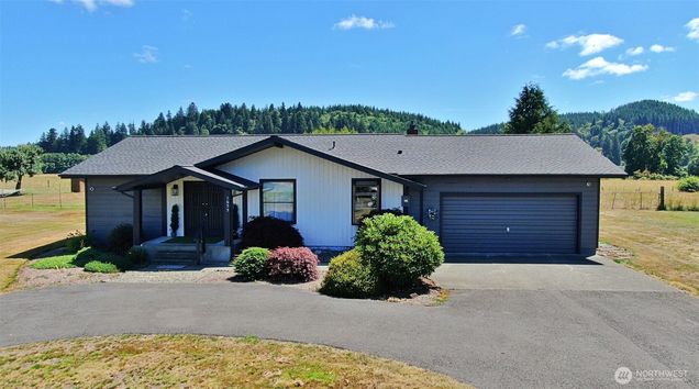 1655 Wheaton Street Raymond, WA House Active - Photo 1 of 27. Opens carousel modal