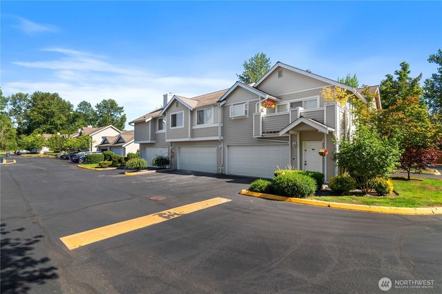 1522 196th Street SE Unit C-103