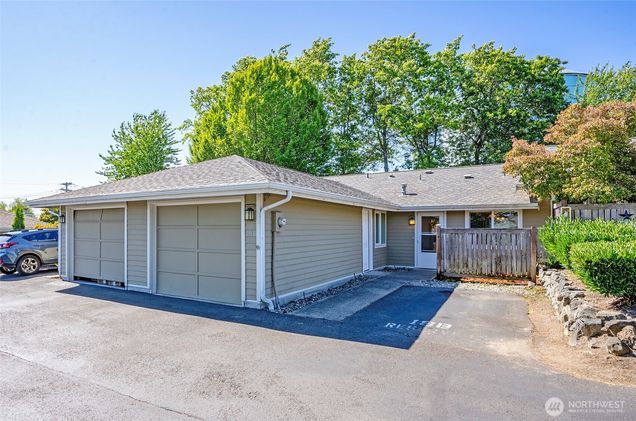5702 N 33rd Street Unit 18B