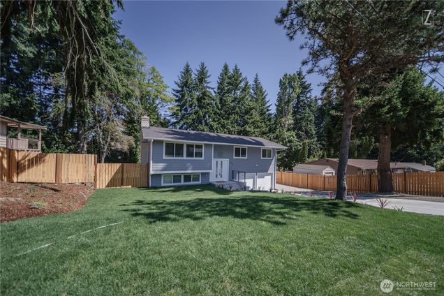 2336 SW 338th Street Federal Way, WA House Active - Photo 1 of 34. Opens carousel modal