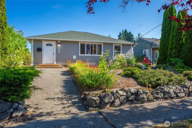 4519 N 16th Street Tacoma, WA House Active - Photo 1 of 24. Opens carousel modal
