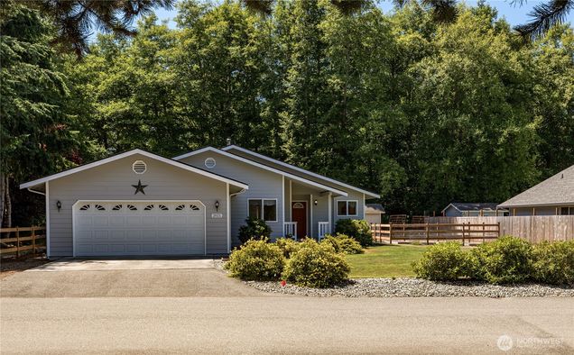 2021 Doe Drive Oak Harbor, WA House Active - Photo 1 of 31. Opens carousel modal