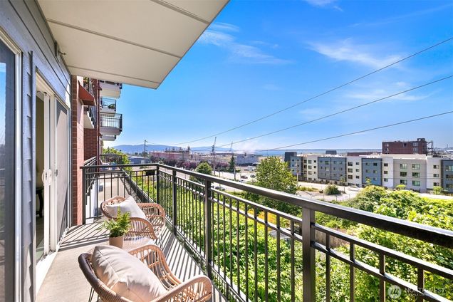1015 Railroad Avenue Unit 210 Bellingham, WA Condo Active - Photo 1 of 25. Opens carousel modal