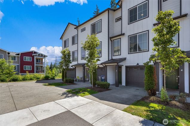 2007 101st Avenue SE Unit 3 Lake Stevens, WA Townhouse Active - Photo 1 of 23. Opens carousel modal