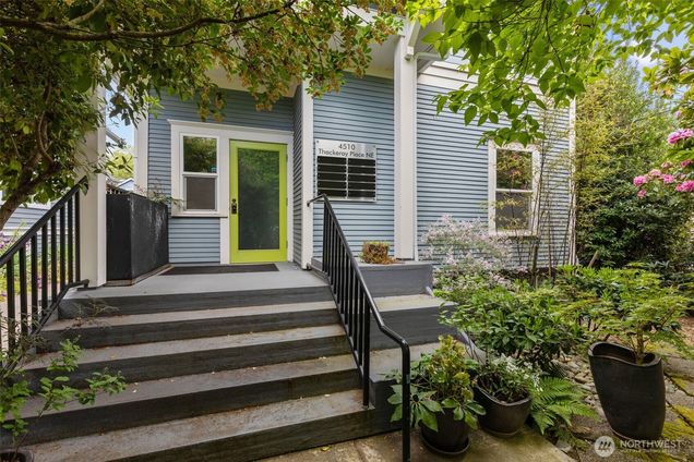 4510 Thackeray NE Seattle, WA House Active - Photo 1 of 40. Opens carousel modal