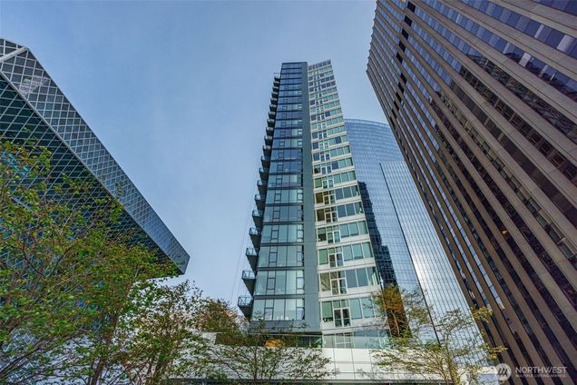 909 5th Avenue Unit 804