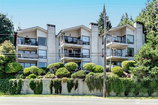 2636 22nd Avenue W Unit 203 Seattle, WA Condo Active - Photo 1 of 29. Opens carousel modal