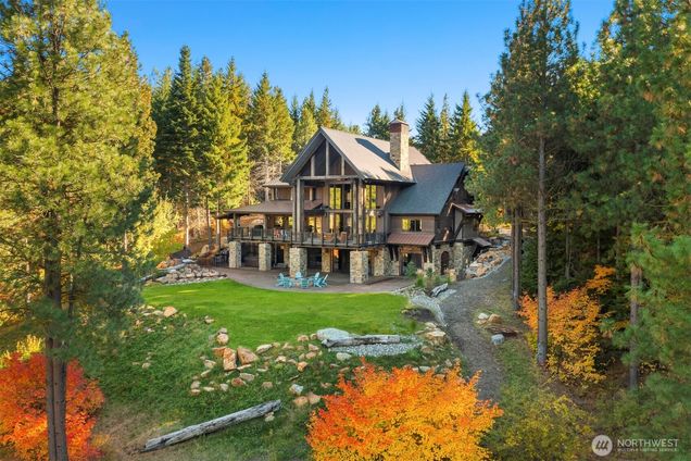 1060 Ruby King Loop Cle Elum, WA House Active - Photo 1 of 24. Opens carousel modal