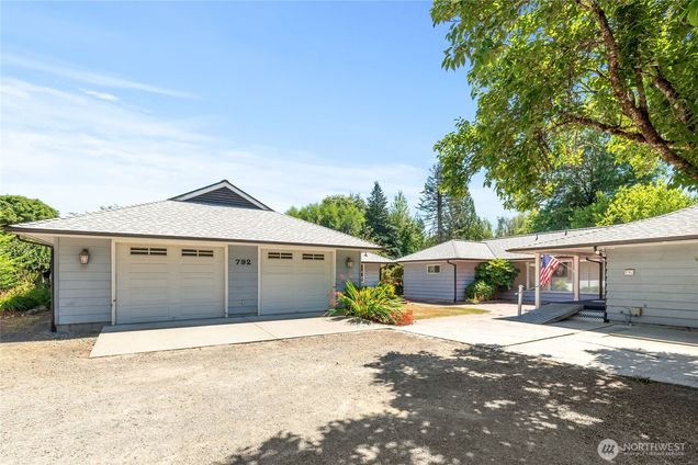 792 NE Old Belfair Hwy Belfair, WA House Active - Photo 1 of 40. Opens carousel modal