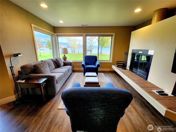 1 Beach 537 Q Manson, WA Multifamily Active - Photo 1 of 40. Opens carousel modal