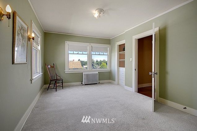 708 33rd Street - Photo 14 of 21