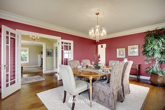 708 33rd Street - Photo 6 of 21