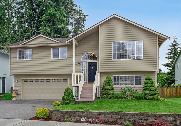 312 79th Place SW Everett, WA House Sold - Photo 1 of 25. Opens carousel modal