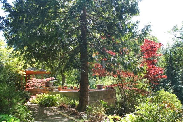 16001 91st Avenue SW Vashon, WA House Sold - Photo 14 of 17. Opens carousel modal