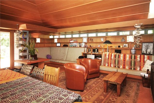 16001 91st Avenue SW Vashon, WA House Sold - Photo 4 of 17. Opens carousel modal