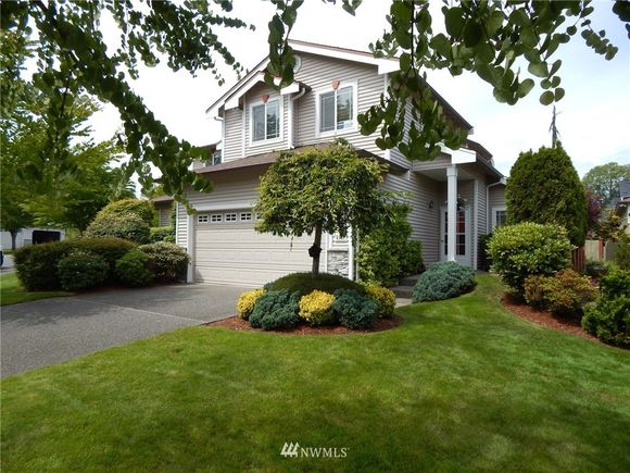4813 156th Place SW Edmonds, WA Townhouse Sold - Photo 1 of 22. Opens carousel modal