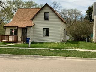 412 Lac Qui Parle Ave N