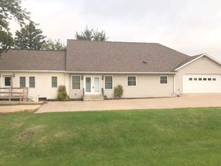 132 W Highway 14