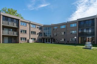 4350 Brookside Court Unit 204