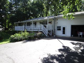 23 Riverside Drive