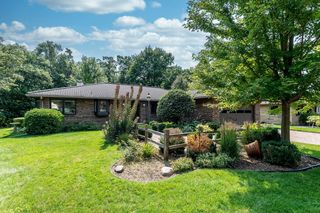 133 E Glencrest Drive
