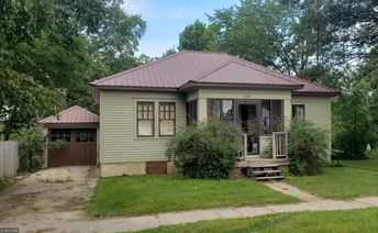 209 S Central Ave