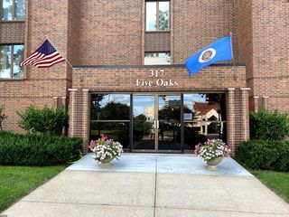317 6th Avenue SW Unit 208