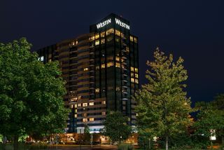 3209 Galleria