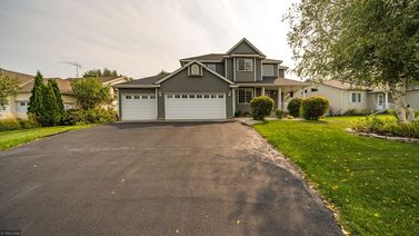 1028 Hillside Road