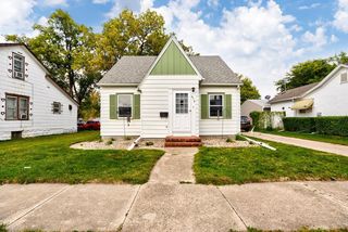 619 E 6th Street